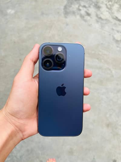 iPhone 14 Pro ( 256gb) ( factory unlock )