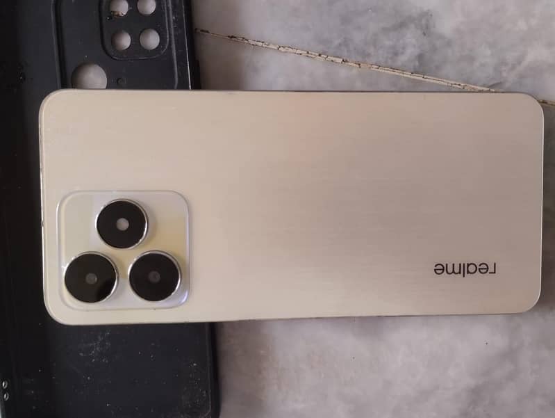 Realme C53 1