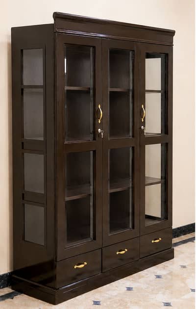Modern Wooden showcase/Crockery Cabinet-Excellent condition Urgentsale