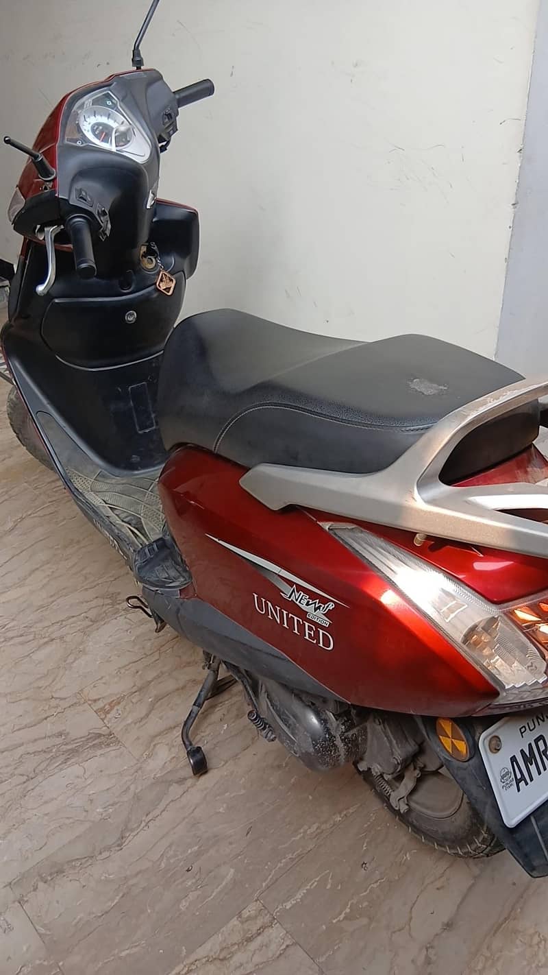 scooty 0