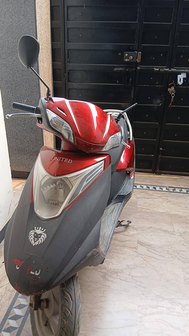 scooty 3
