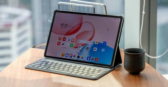 HONOR Pad 10 — Power Meets Style 