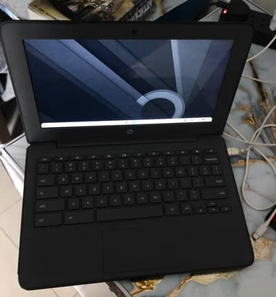 Chrome book/HP for sale, almost brand new 16gb