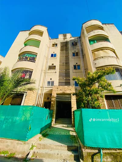 G 11/3 Housing foundation C type flat for Rent Second floor 3 bed 2bath tvl kitchen gas Available