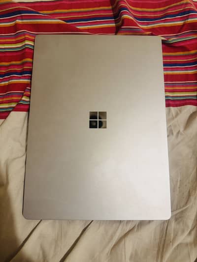 Microsoft surface 4
