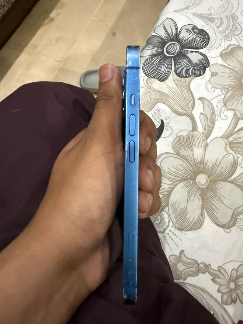 Iphone 13 jv 4