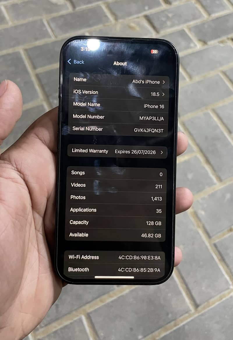 iPhone 16 1
