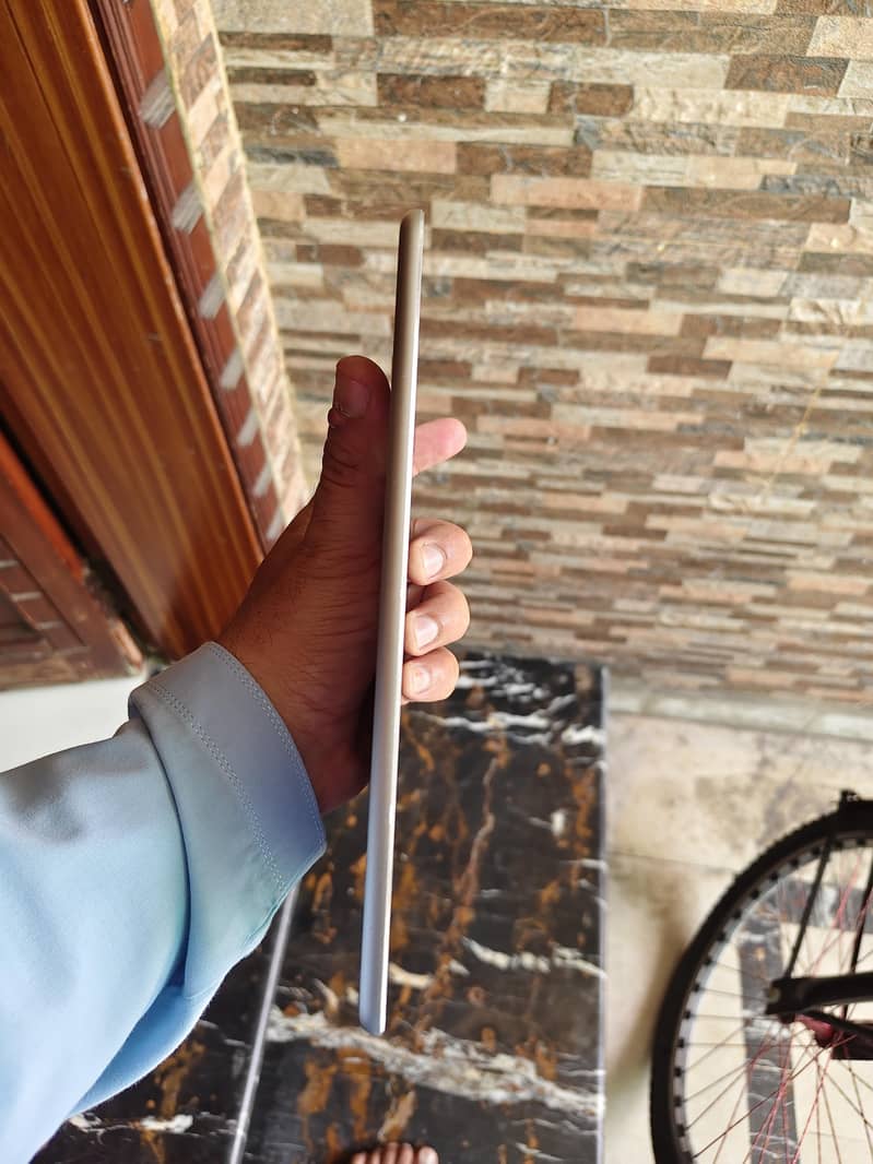 ipad mini 4 128GB 1