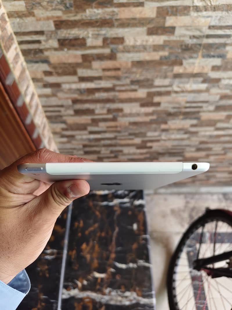 ipad mini 4 128GB 2