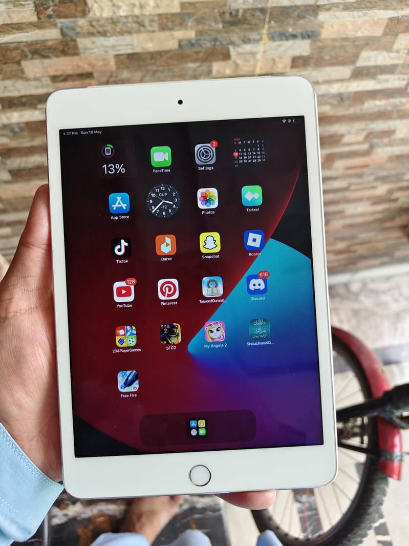 ipad mini 4 128GB 10