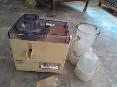 Juicer machine and blender