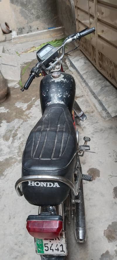 Honda CD 70, Model 2007, Orignal Condition, Engine 10/10, All Docments
