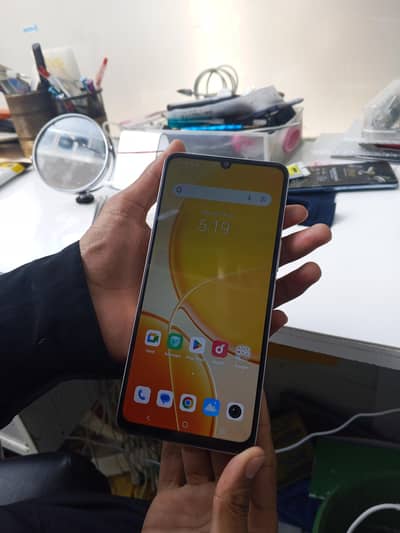 vivo y04
