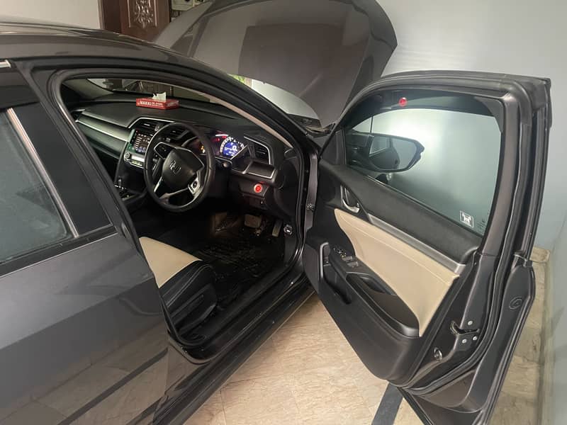 Civic 9