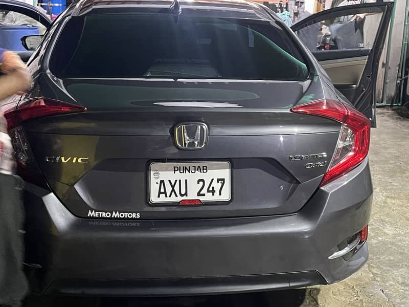 Civic 16
