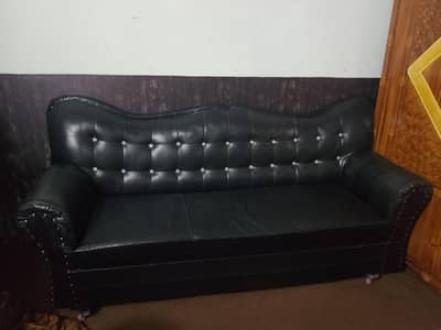 black full sofas set