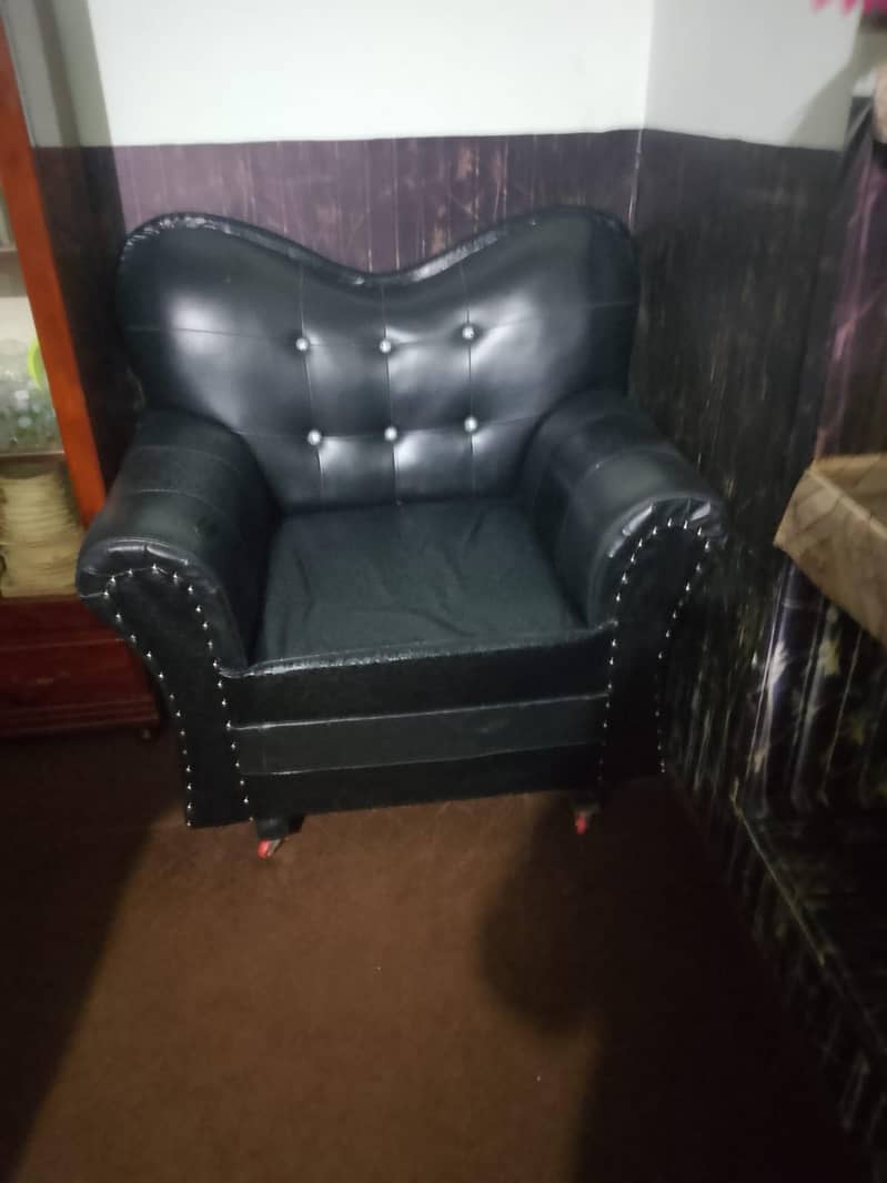 black full sofas set 2