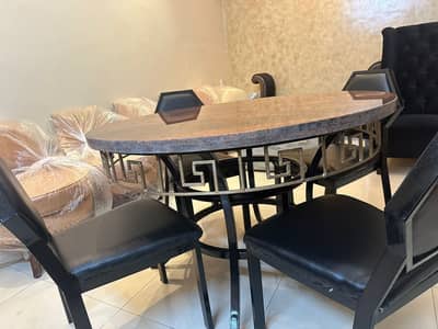 Urgent sell dining table