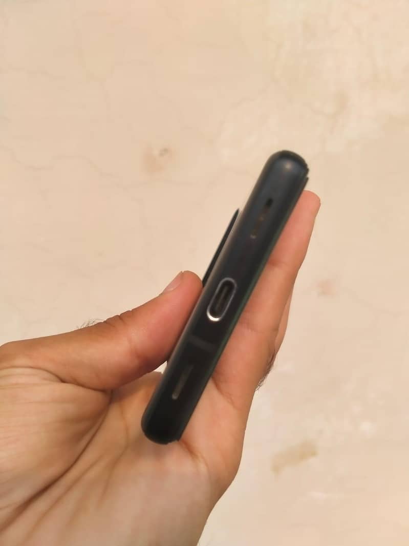 google pixel 6a 3