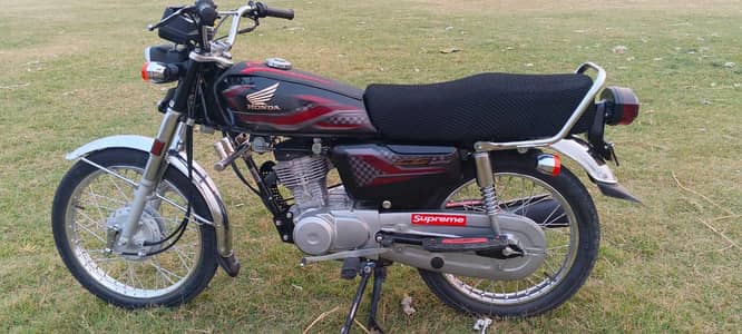 Honda 125 2024 model lush condition like a new bike
