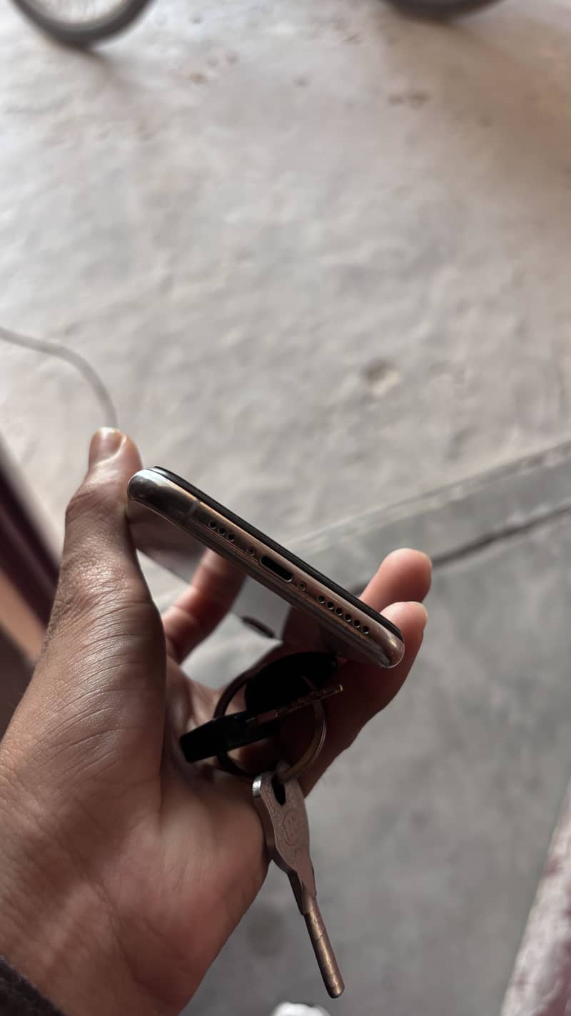 IPHONE XS 2