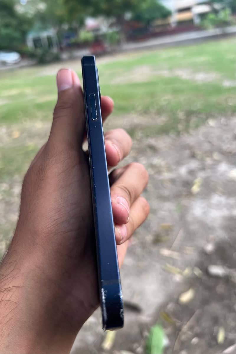Iphone 12 2