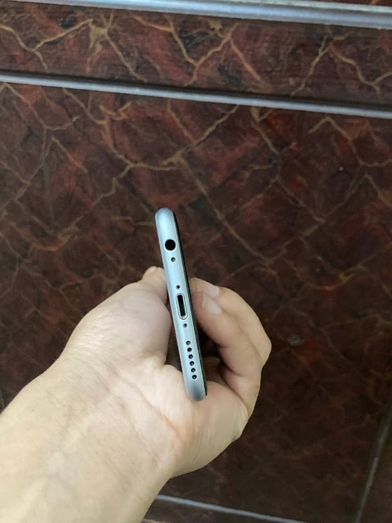 Iphone 6s 4