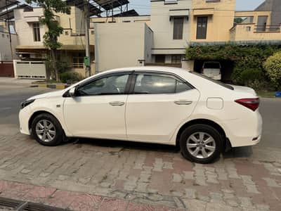 Toyota Corolla Altis 1.8 CVT