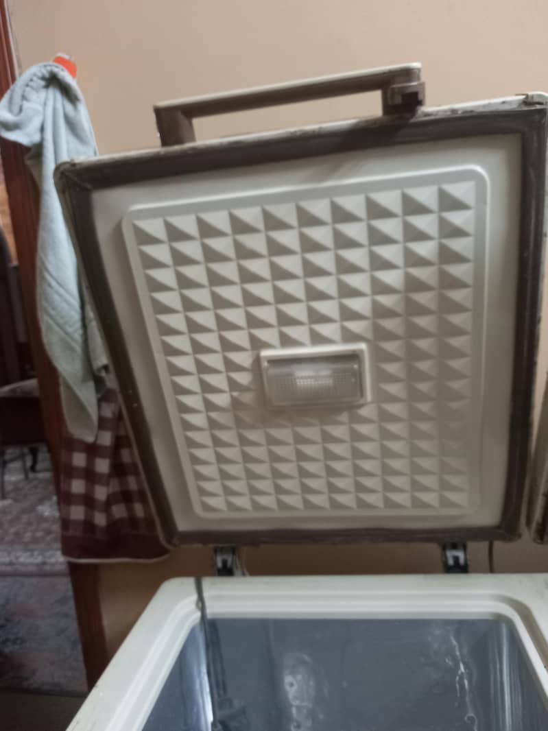 Dawlance Deep Freezer 1