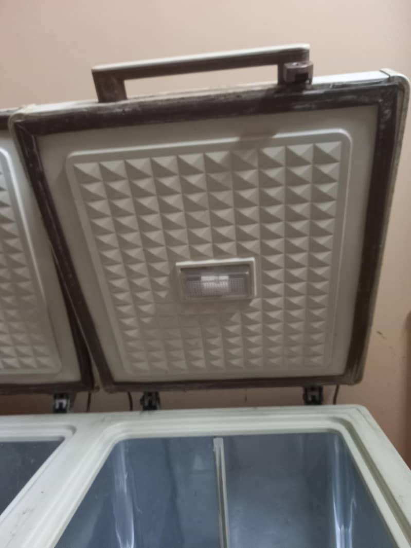 Dawlance Deep Freezer 2