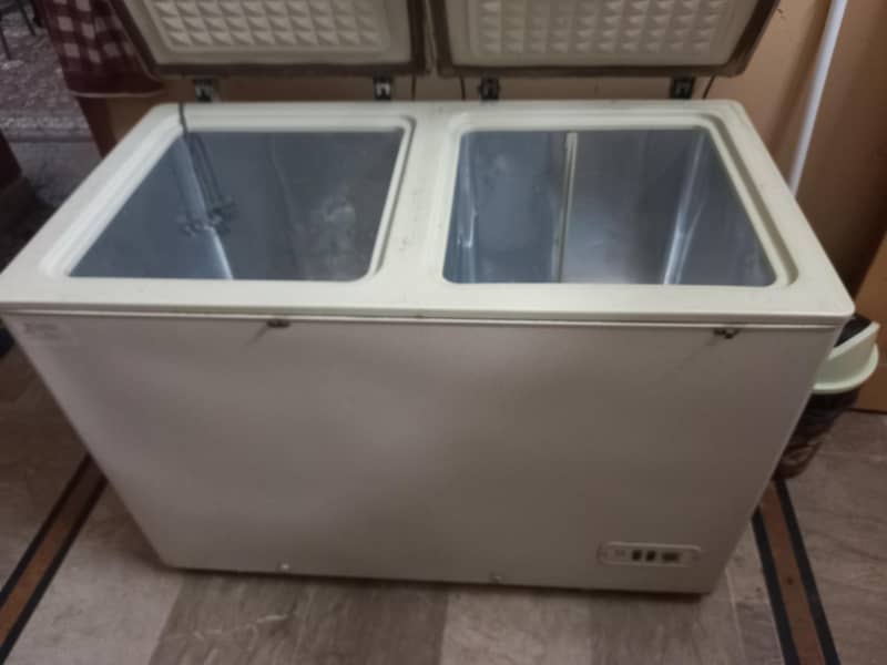 Dawlance Deep Freezer 5