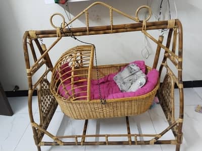 baby jhoola / swing