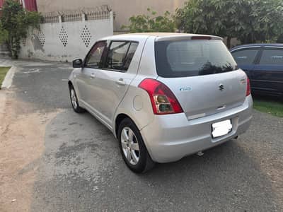 SUZUKI SWIFT DLX 2016 IN MINT CONDITION