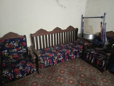 5 seater sofa set  wooded very strong  structure
