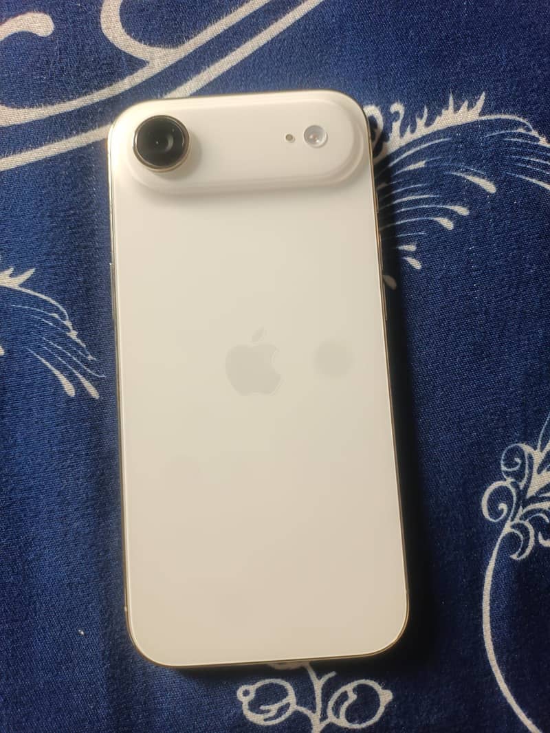 iPhone 17 1