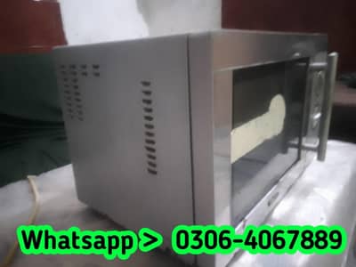 Oven microwave in perfect condition working machine kitchen j