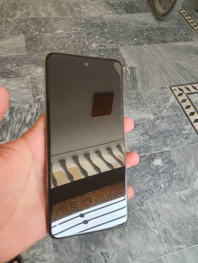 Hot 40i 128GB, Like new.