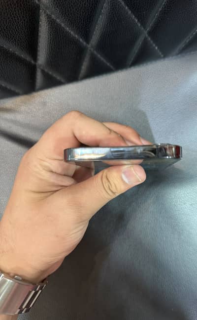 Iphone 12 pro 256gb pta approved