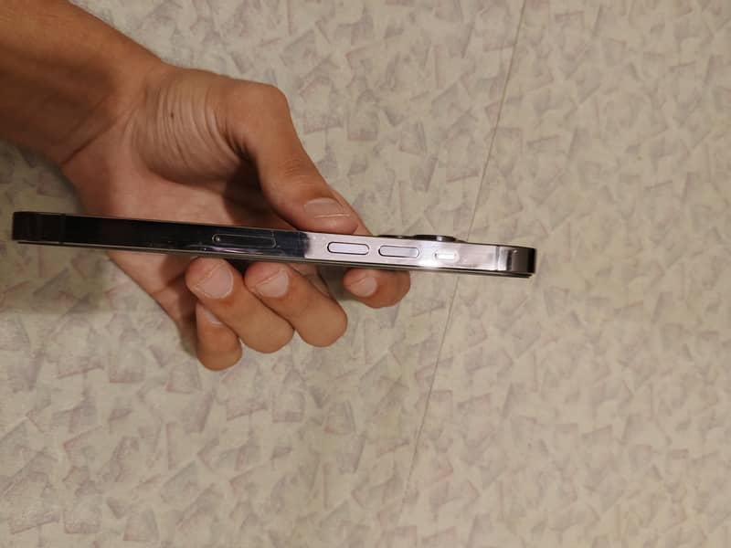 iPhone 14 Pro 6