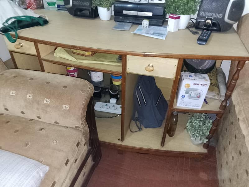TV table 0