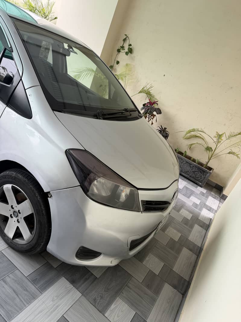 Vitz 2011/15 5