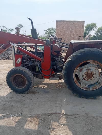 2005 Modal Tractor Bucket