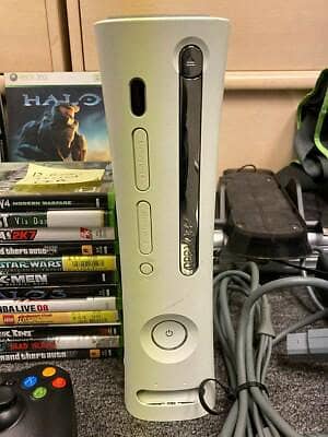 XBOX 360 320GB Many Games installed No any fault all okay