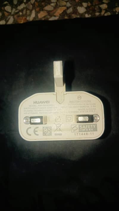 Huawei power full  charger ha