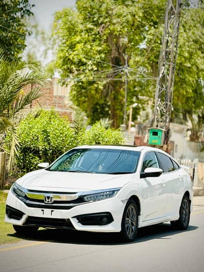 Honda civic 2019/20 model ug full option. Total original body.