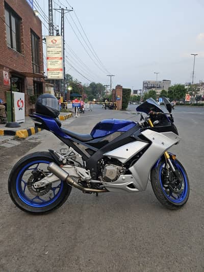 yamaha R1M EFI
