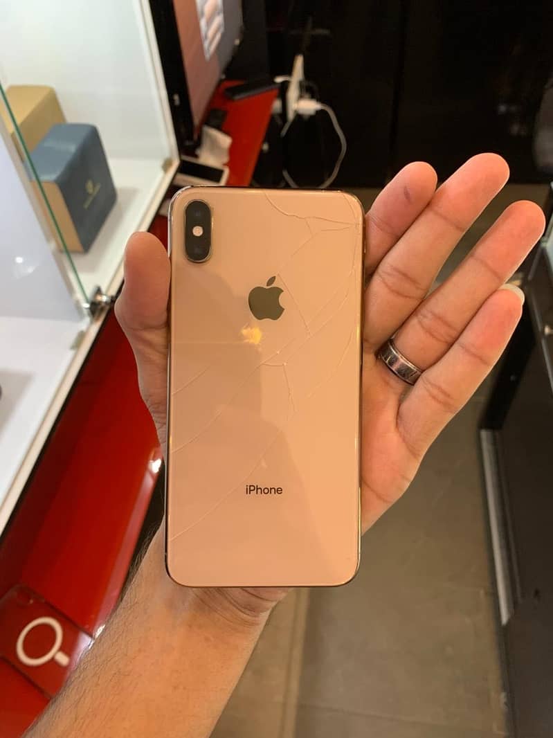 iPhone XS Max 1