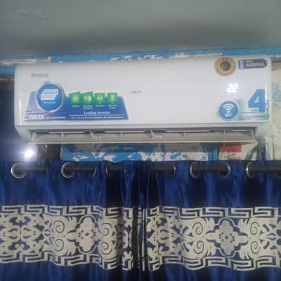 Inverter Ac used 6 months/ as well new