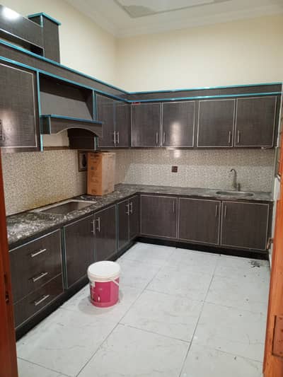 Upper porsn for rent model town phs 2