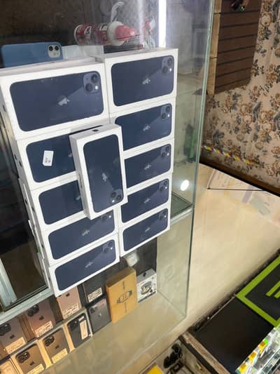 iPhone 13 jv box pack